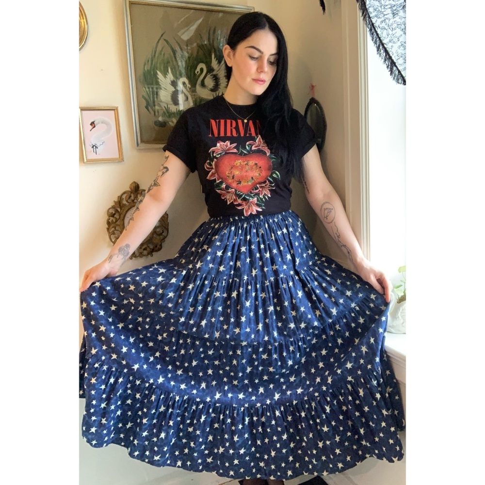 Vintage 1980’s Acid Wash Star Novelty Print Patio Skirt!